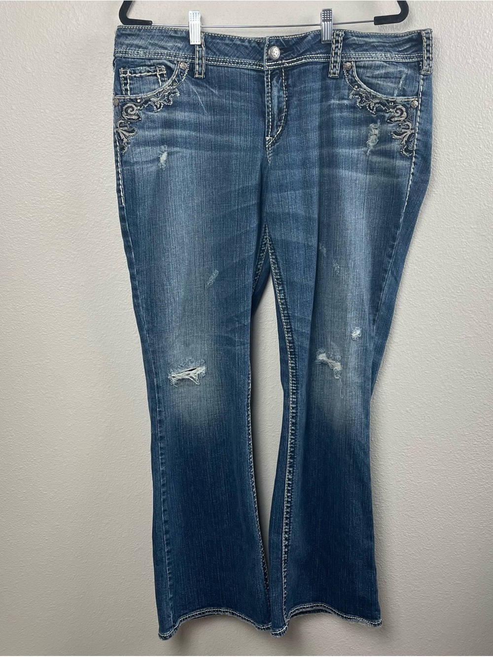 Silver Jeans Women's Faded Distressed Bootcut Jeans - Blue